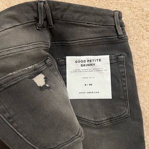 NWT good American petite skinny jeans size 8